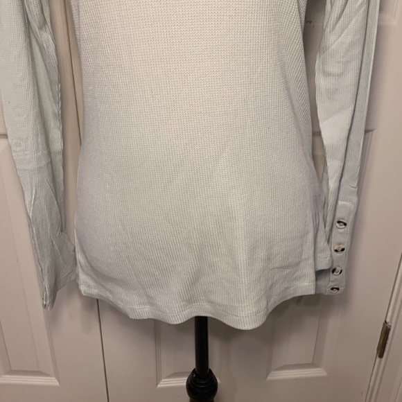 Grey State Trinity Top - Picture 3 of 10